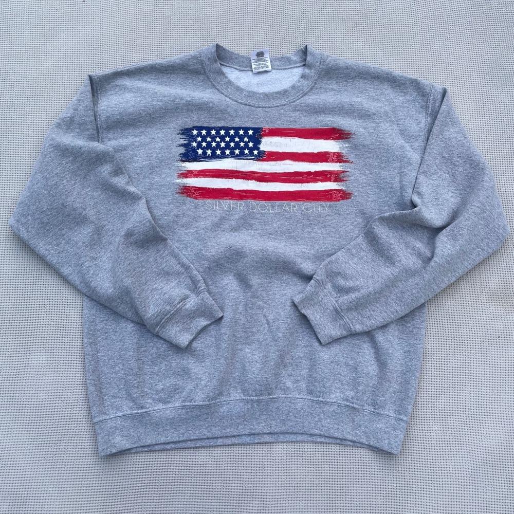 Gildan Silver Dollar City American Flag Sweatshirt Gray Crewneck Large
